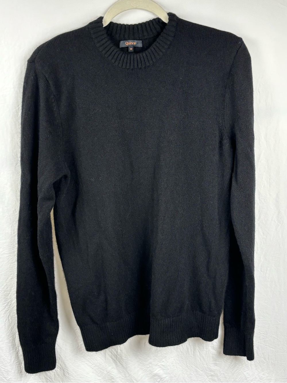Quince Men's medium Black Crewneck wool Knit Sweater